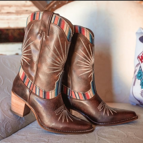 Nocona Shoes - Nocona Conchita Boots (Women's 7 1/2)